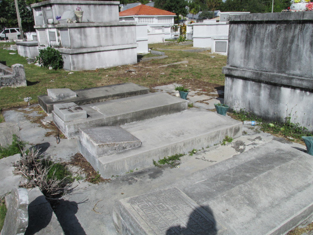 Life And Death At The Key West Cemetery - BashfulAdventurer.com