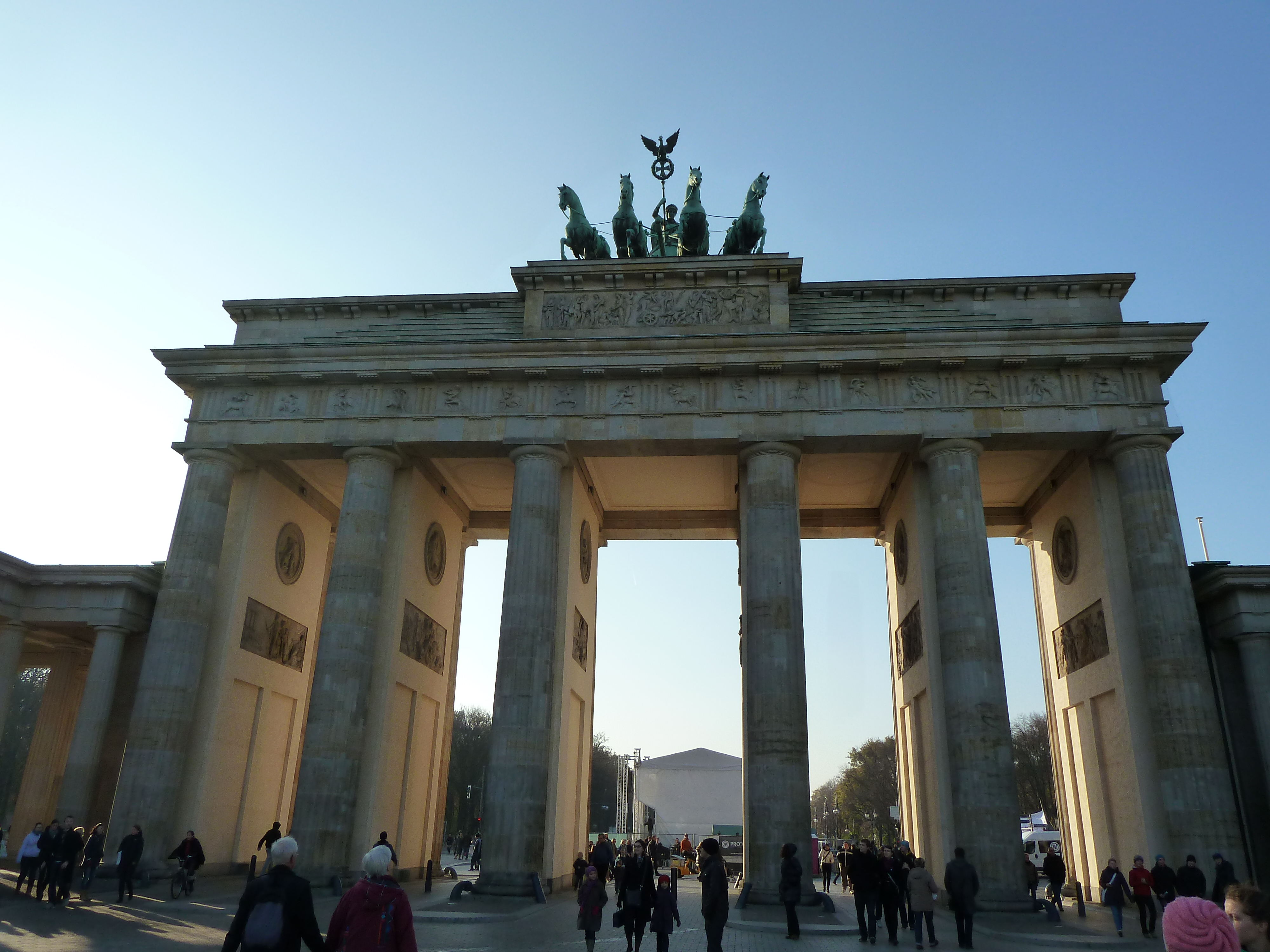 What’s Left of the Berlin Wall? - BashfulAdventurer.com