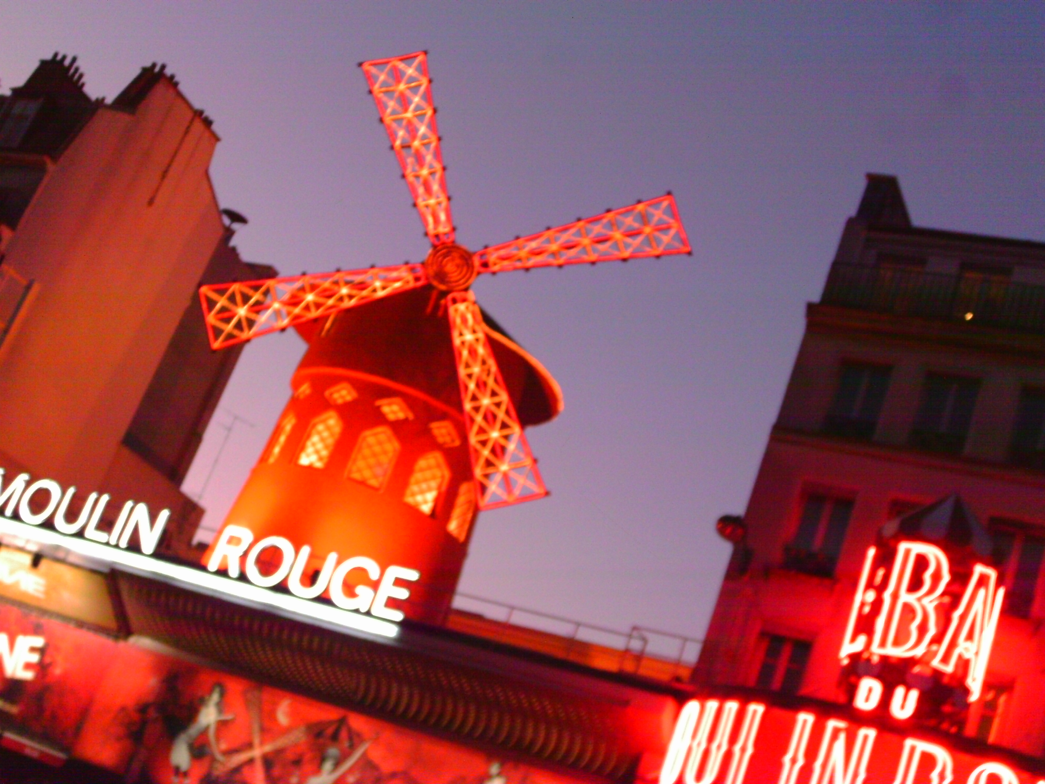 073 Moulin Rouge.JPG