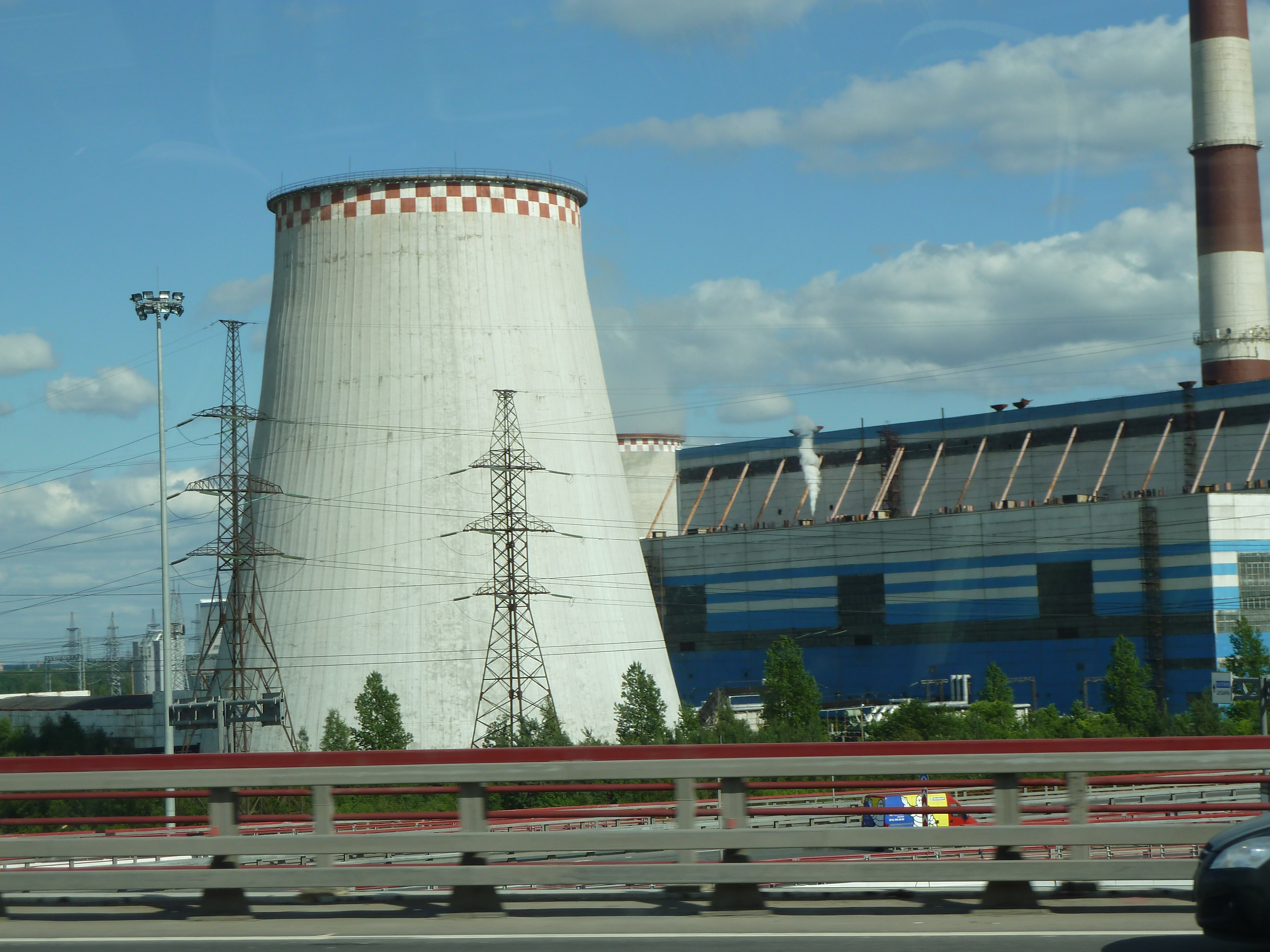 St-Petersburg-over-reactor.jpg