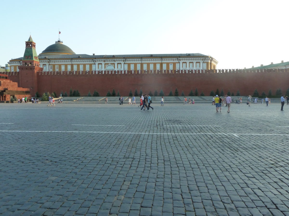 Dining while looking at the Kremlin is unforgettable. Photo credit: M. Ciavardini.