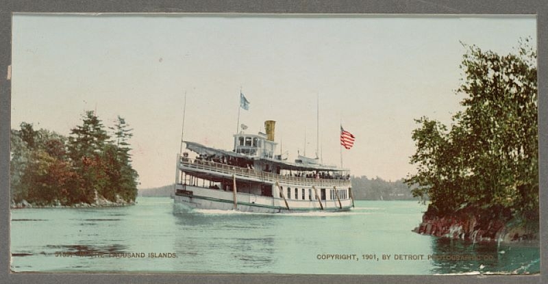 A circa 1901 image of a steamboat in the 1000 Islands. Photo credit: Library of Congress, Prints & Photographs Division.