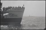 An old photo of the Circle Line. Photo credit: The Miriam and Ira D. Wallach Division of Art, Prints and Photographs: Photography Collection, Circle Line and Statue of Liberty, New York Public Library Digital Collections, 1940 – 1979.